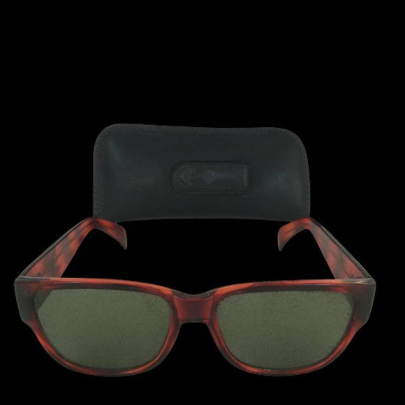 Vedere Sunglasses Tortoiseshell with Case SKU 0003235-9 - Picture 1 of 5